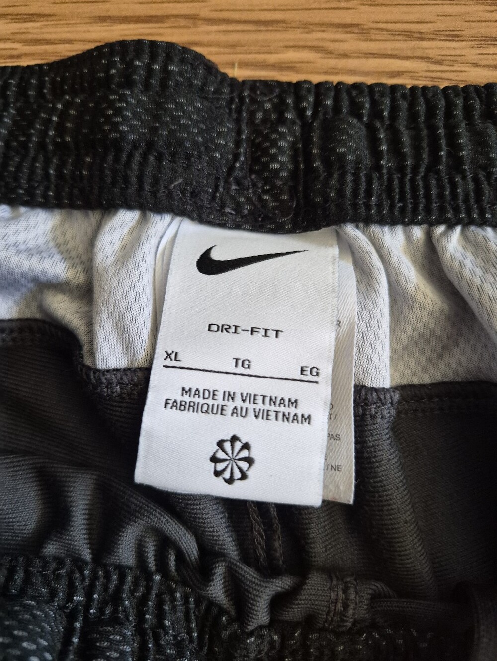 Nike Dri-FIT Men's Grey Sweatpants - Picture 2 of 7